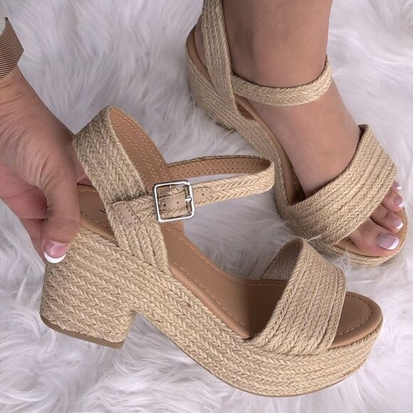 1 Left! Soda CASTLE Tan Woven‎ Espadrille Jute Wedge Heel Mule 10 - Picture 2 of 12